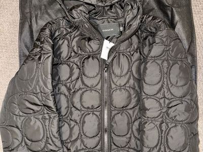 Coach Embossed Signature C Puffer Jacket Black Size S Hooded Quilted MSRP $488.00 NEW- Selling for $300.00
