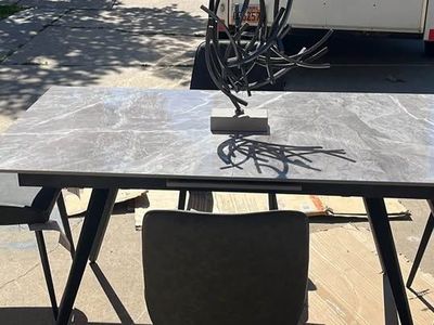 BRAND NEW Leyera Dining Collection Modern Marble/glass top Dining Table with 4 Chairs