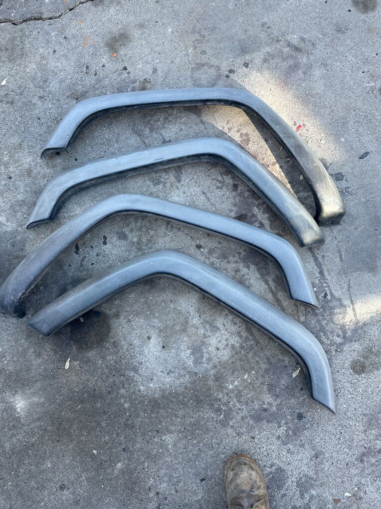 Mopar OEM Jeep xj Fender Flares Set Cherokee 97-01
