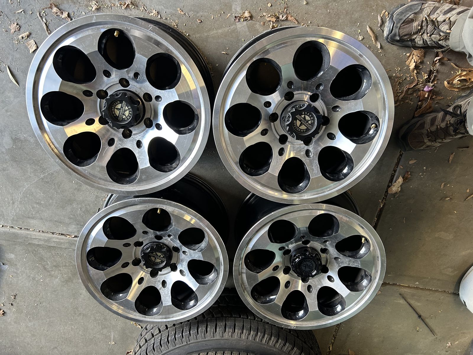 Outlaw Chev Truck Wheels