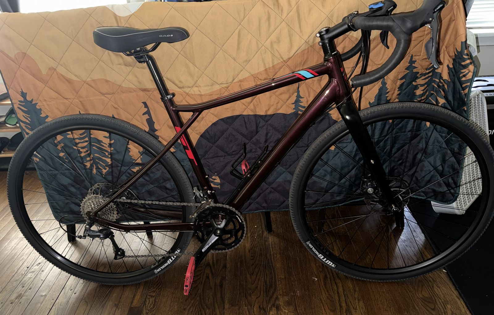 GT Grade Gravel Bike size M