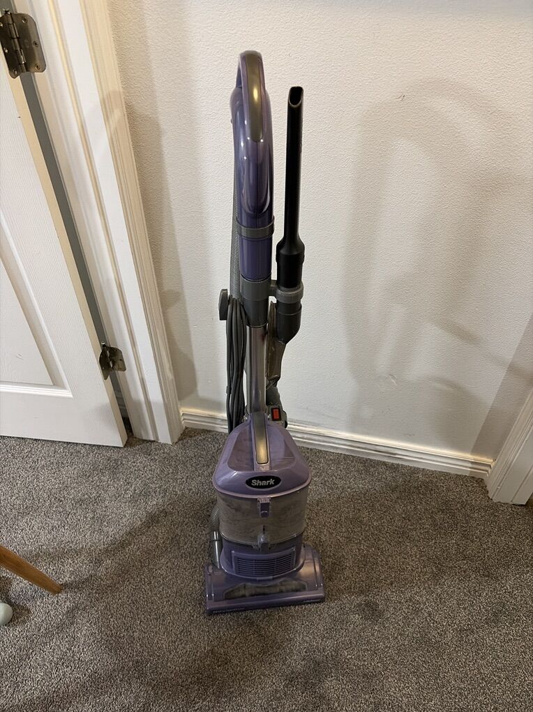 Shark Bagless Vacuum