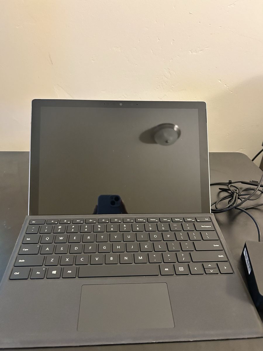 Microsoft Surface Pro 7 plus