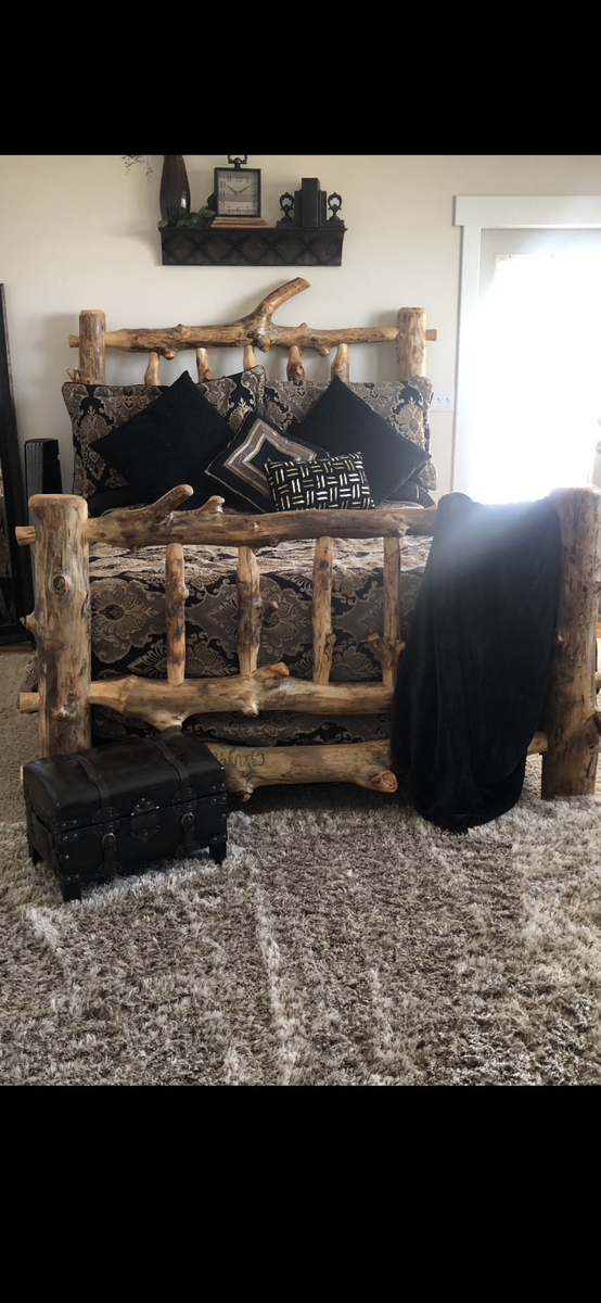 Custom log bed