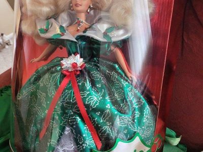 Happy Holidays Barbie Special Edition