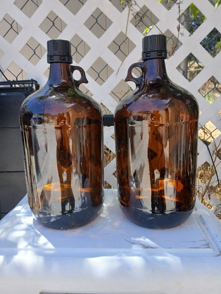 Amber Glass thick Gallon Jugs with Lids and Handles - Homebrewing, Kombucha, Fermentation, Crafting, Tumbling.