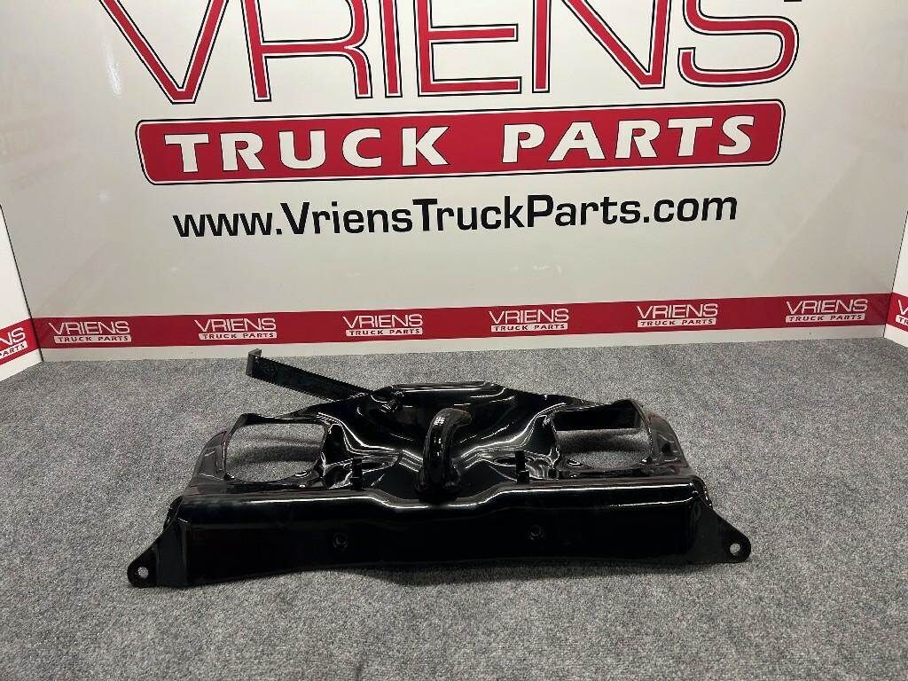 Peterbilt 379 Suspension Crossmember / K-Frame