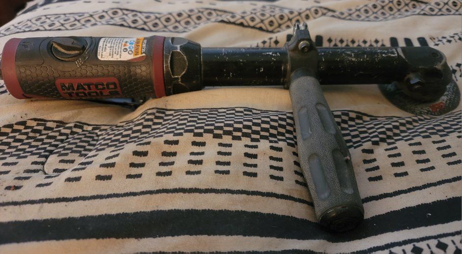 Matco tools cut off tool