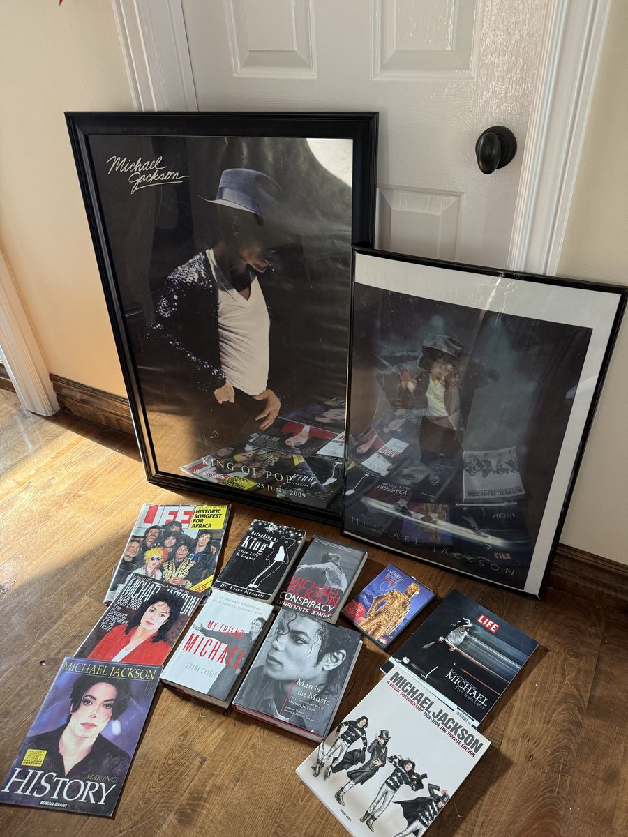 Michael Jackson collectors prices listed.
