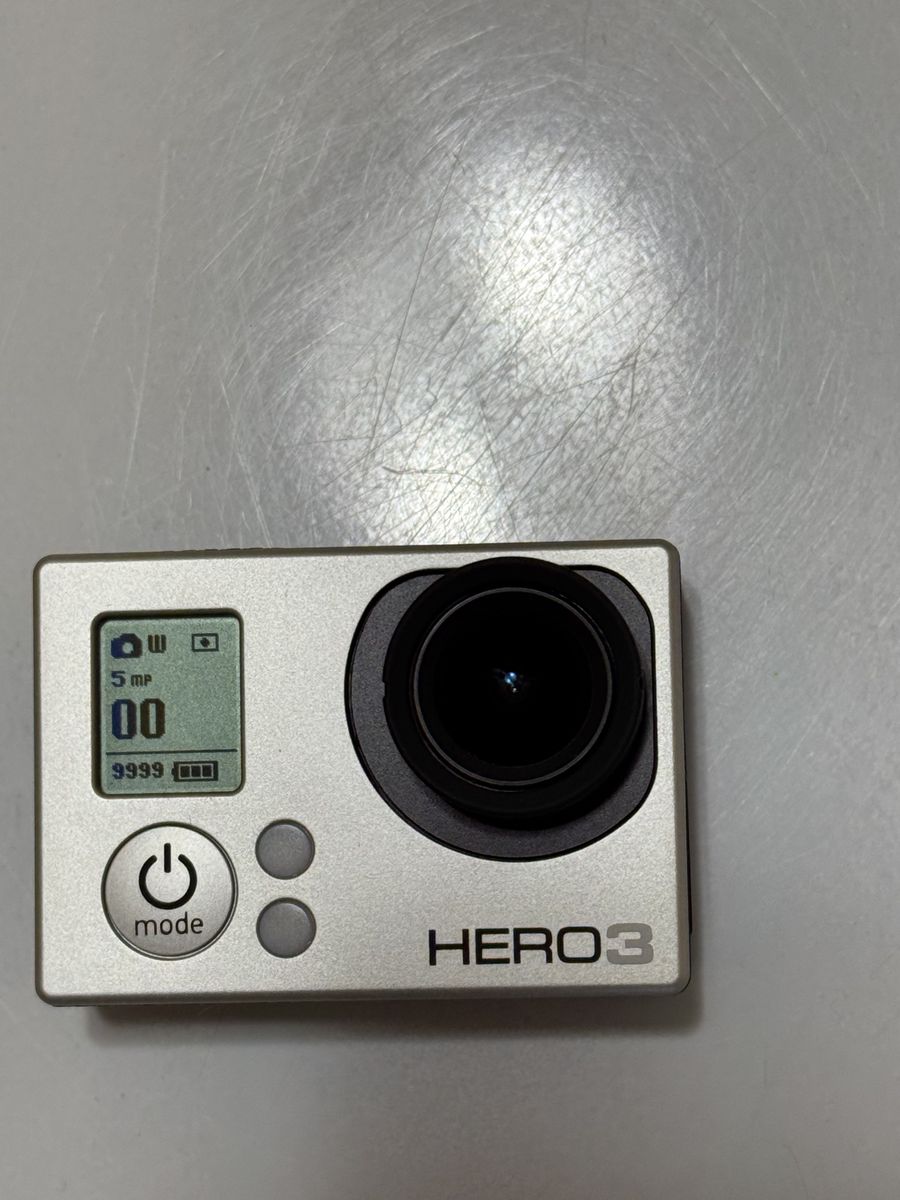 GoPro HERO 3 WHITE EDITION   ( cash only )