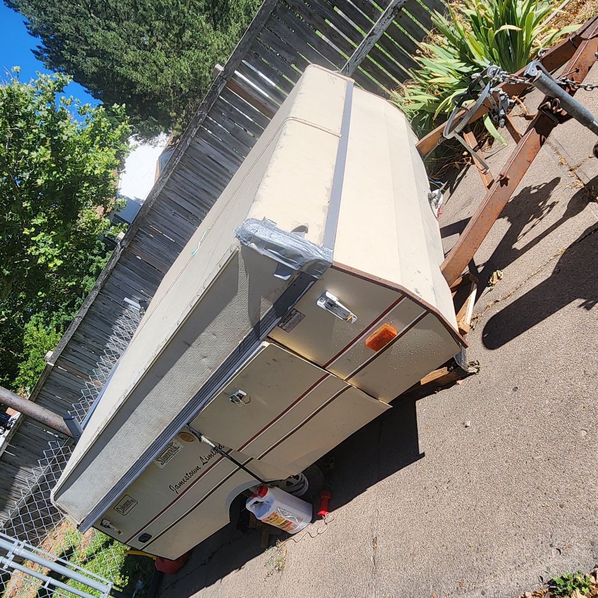 Gutted Tent Trailer 10x10
