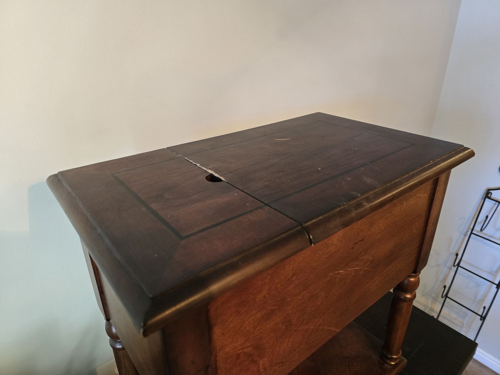 Main image 4