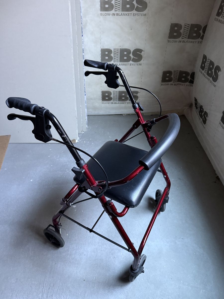 4 wheel walker & 3 wheel walker for sale