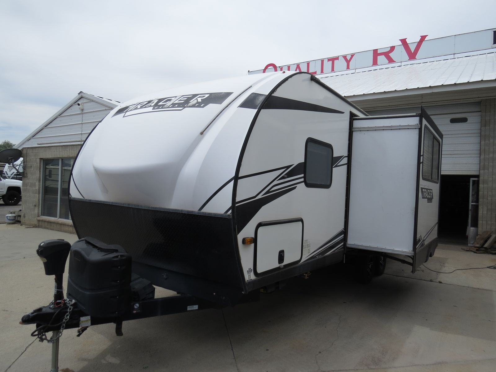 2022 Forest River Tracer 24DBS (BUNKS!)