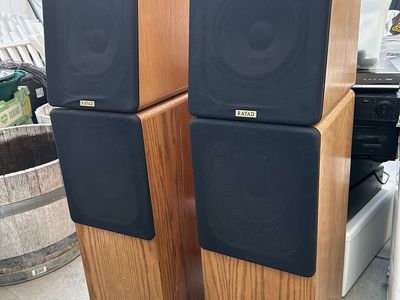 Floor standing speaker