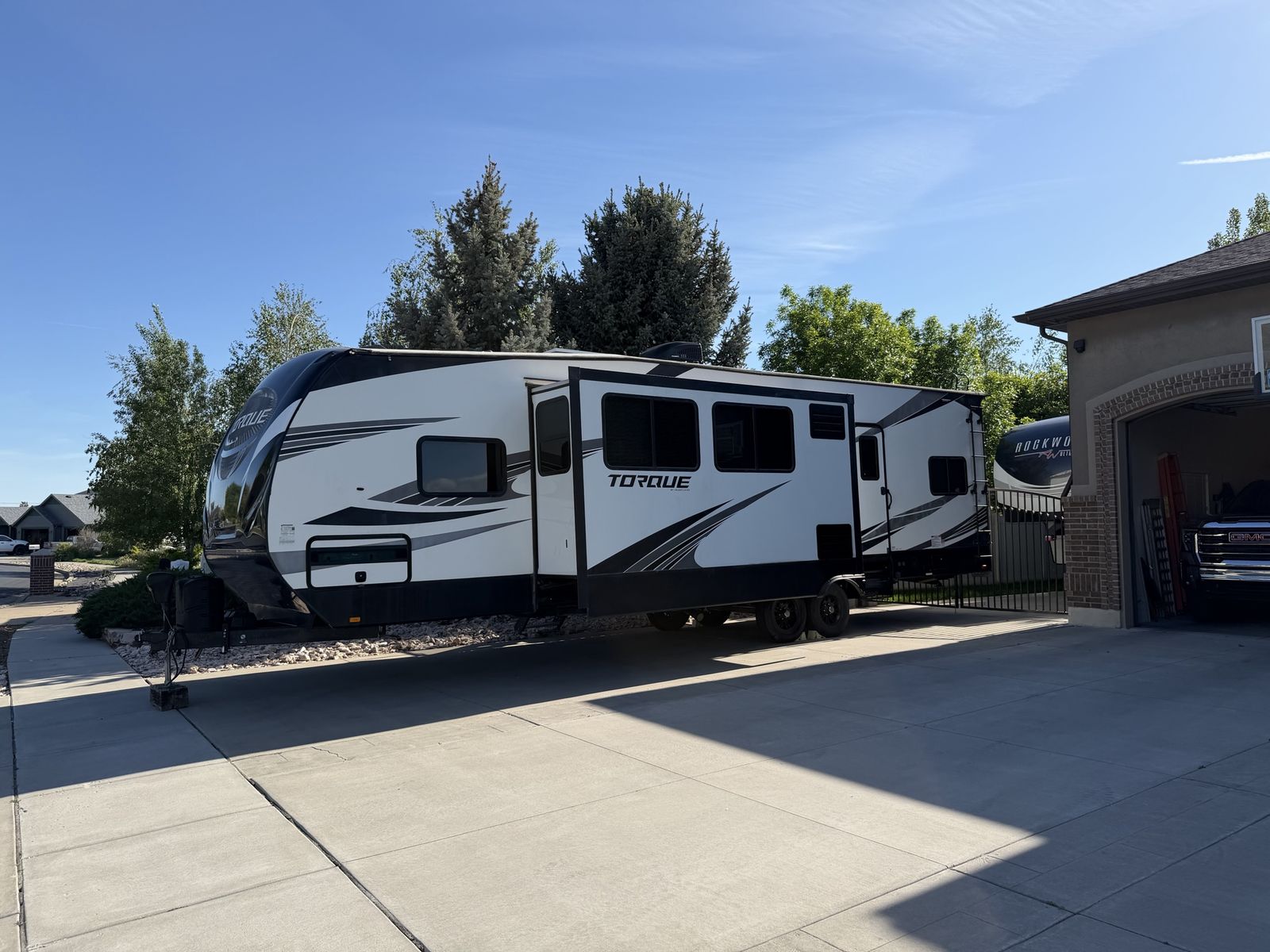2018 Torque T32 Deluxe Toy Hauler