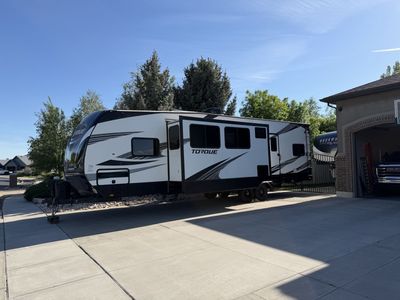 2018 Torque T32 Deluxe Toy Hauler