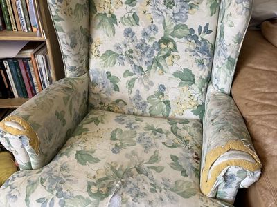 Flip me! Old chair, good bones