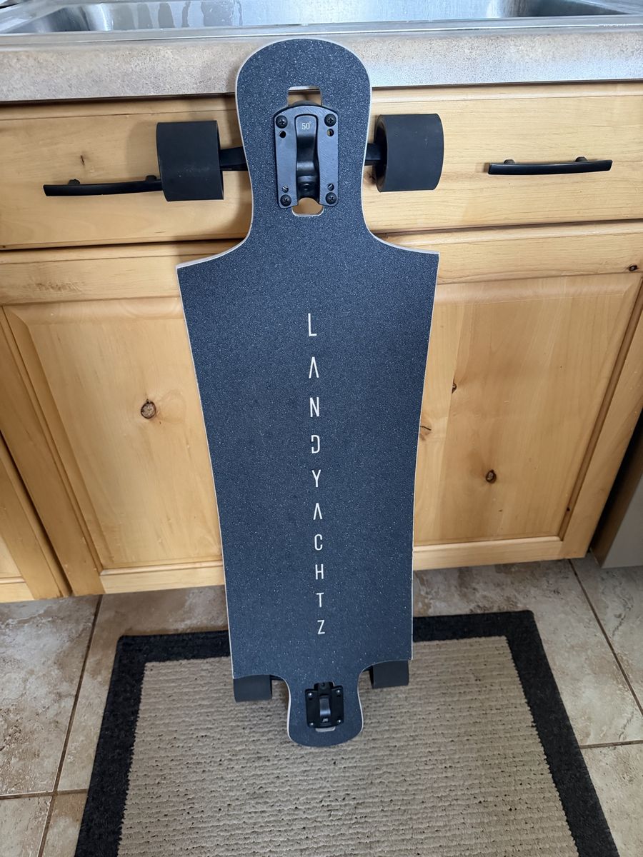 Landyachtz Longboard