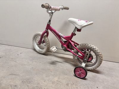 Novara Pixie Kids' Training Wheel Bike - Pink, Small Size for Young Riders