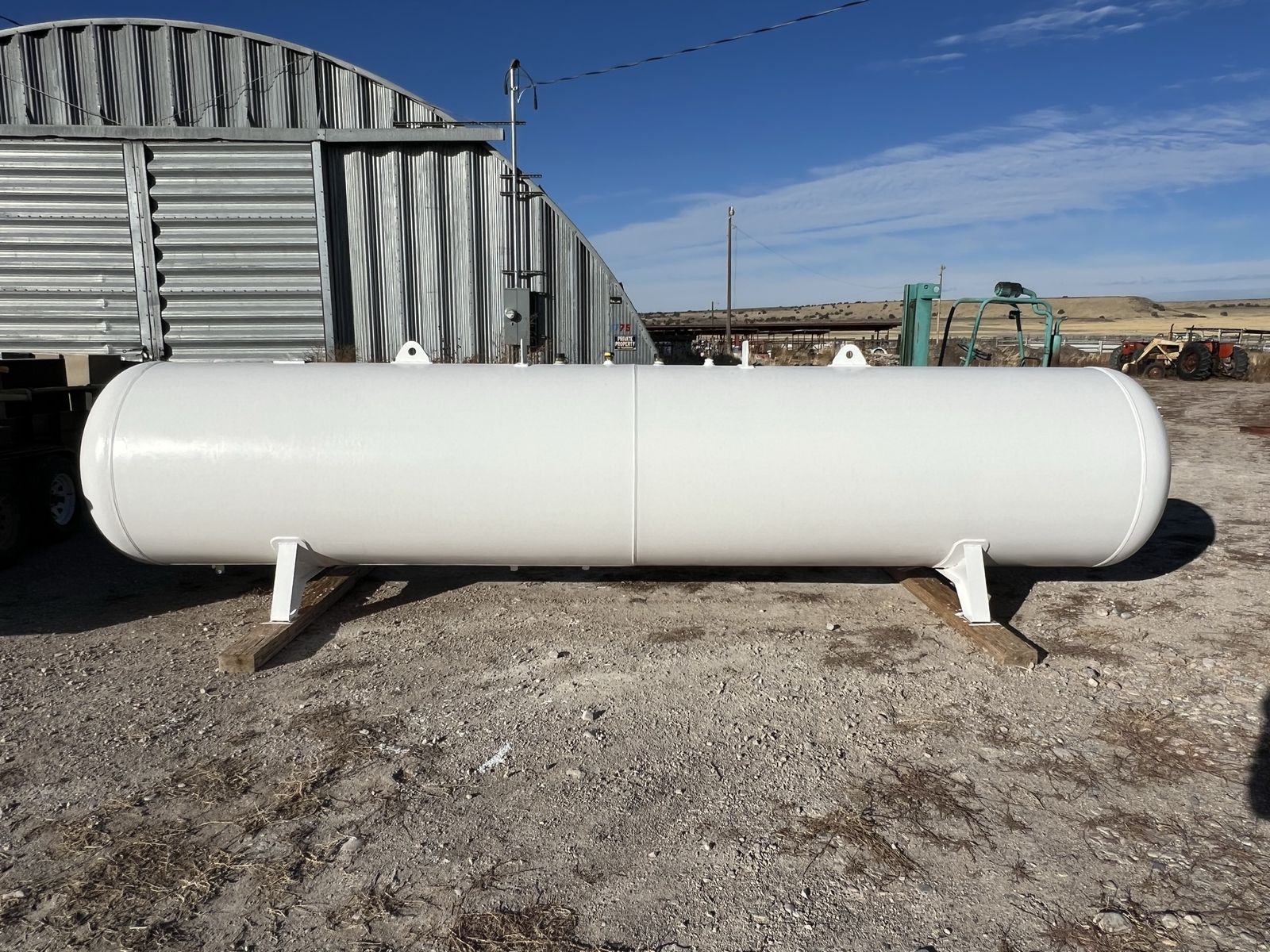 2000 Gallon Propane Tank 