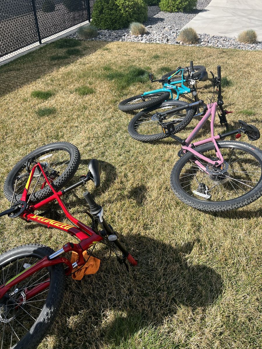 Specialized Riprock 24 mountain bike