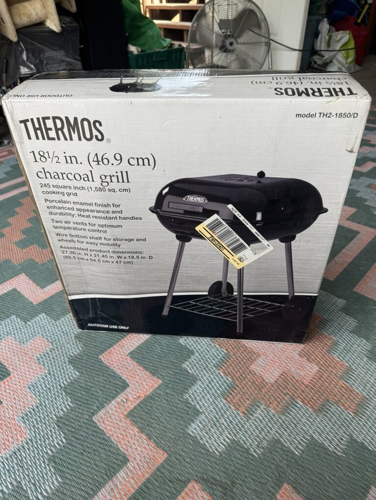 New! Thermos Charcoal Grill 18.5 in