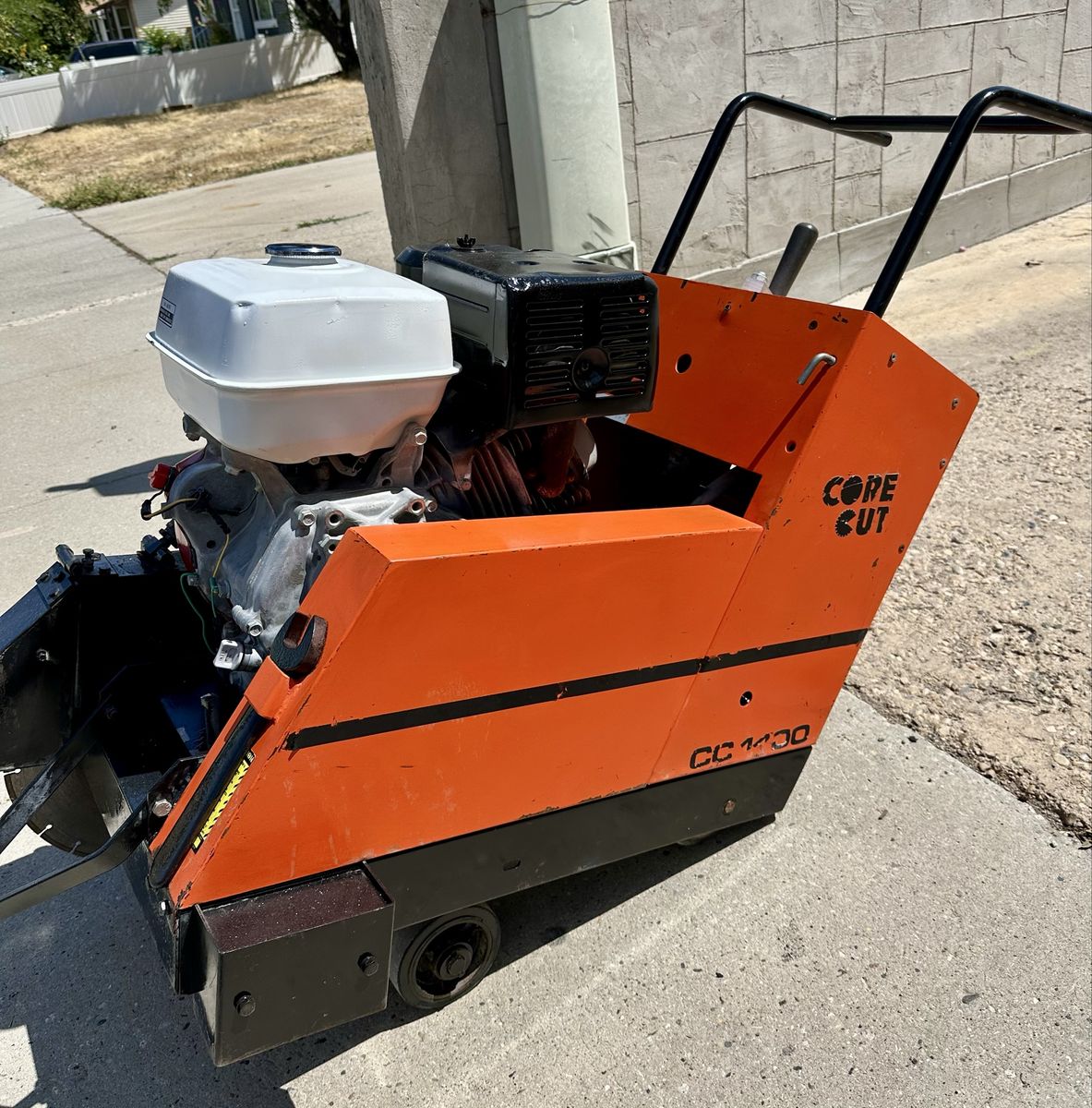 Diamond Core Cut CC1400 Walk-Behind Concrete/Asphalt Saw