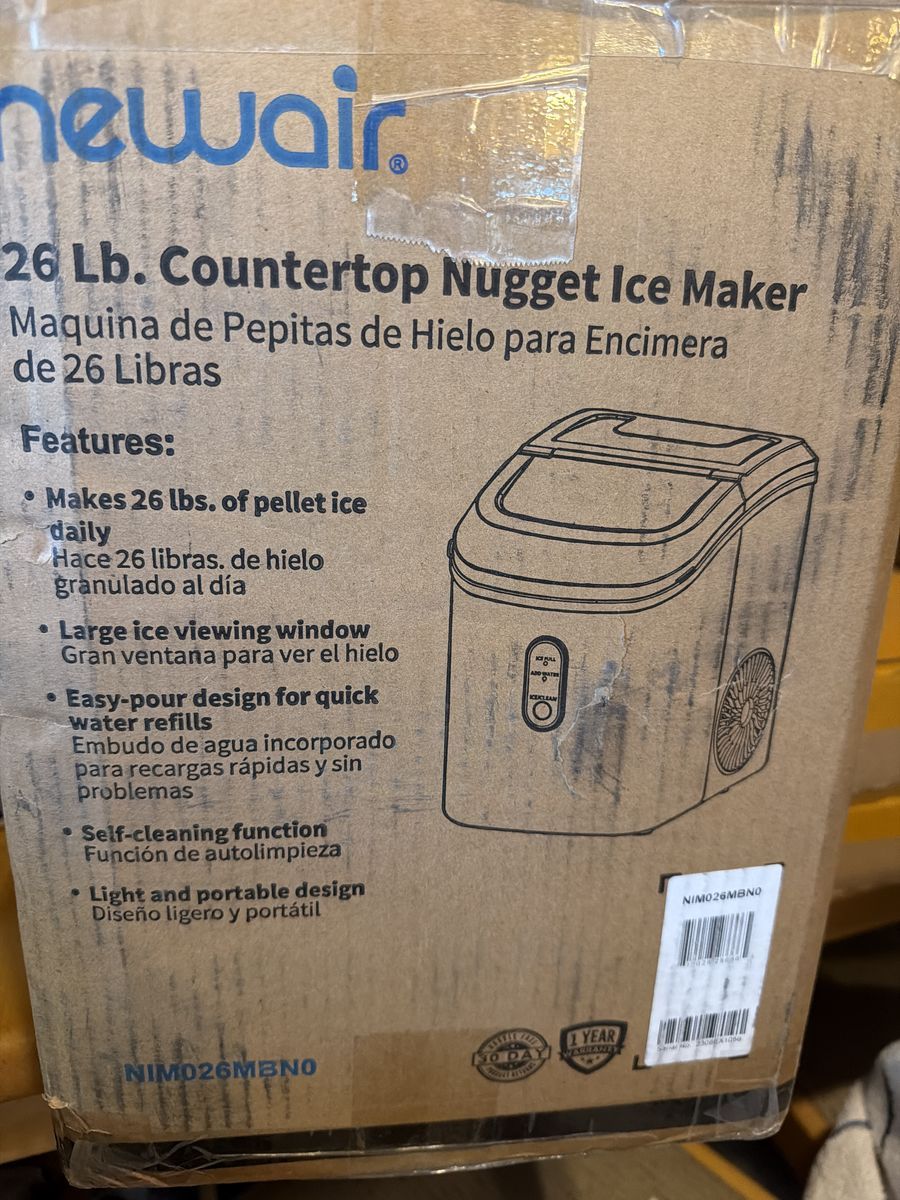 New in the box countertop NUGGET icemaker from new air 26 lbs NUGGET ice maker FOR 60.00