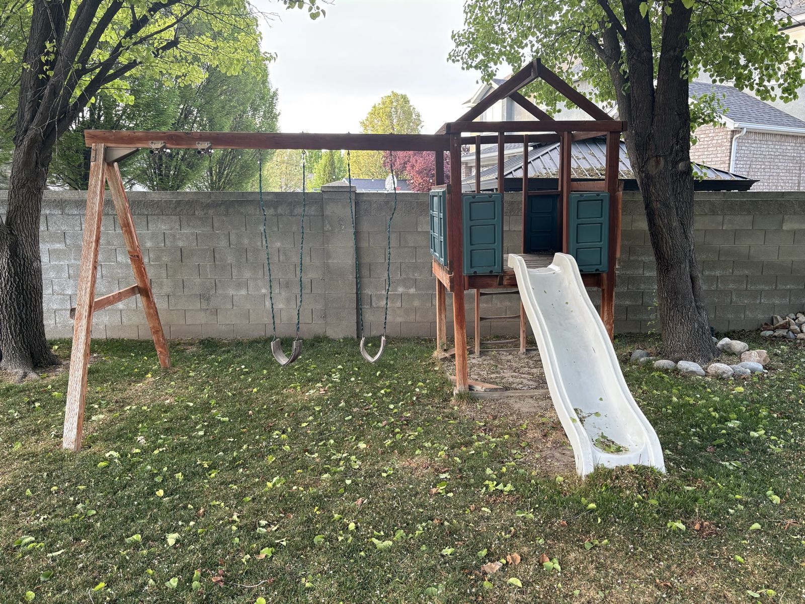 Free Swingset