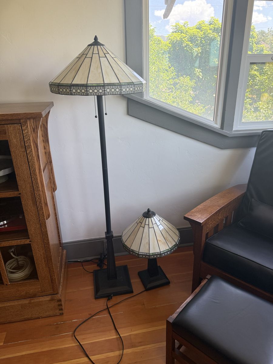 Tiffany Style Stained Glass Floor Lamp & Table Lamp Set - Arts & Crafts, Mission