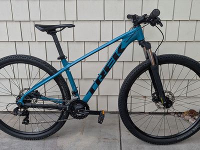 Trek Marlin 5 (Medium)