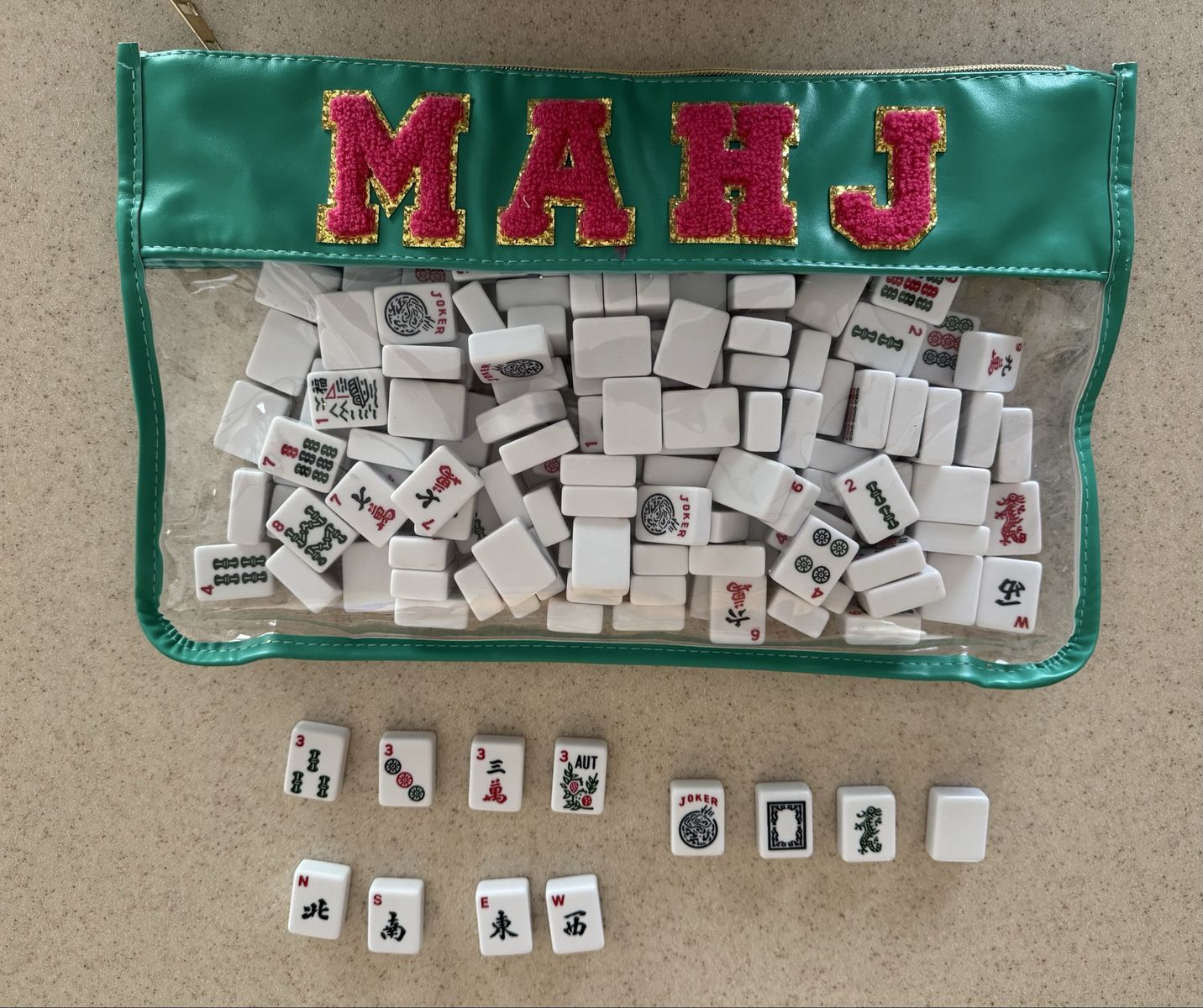 Mahjong tiles and storage bag