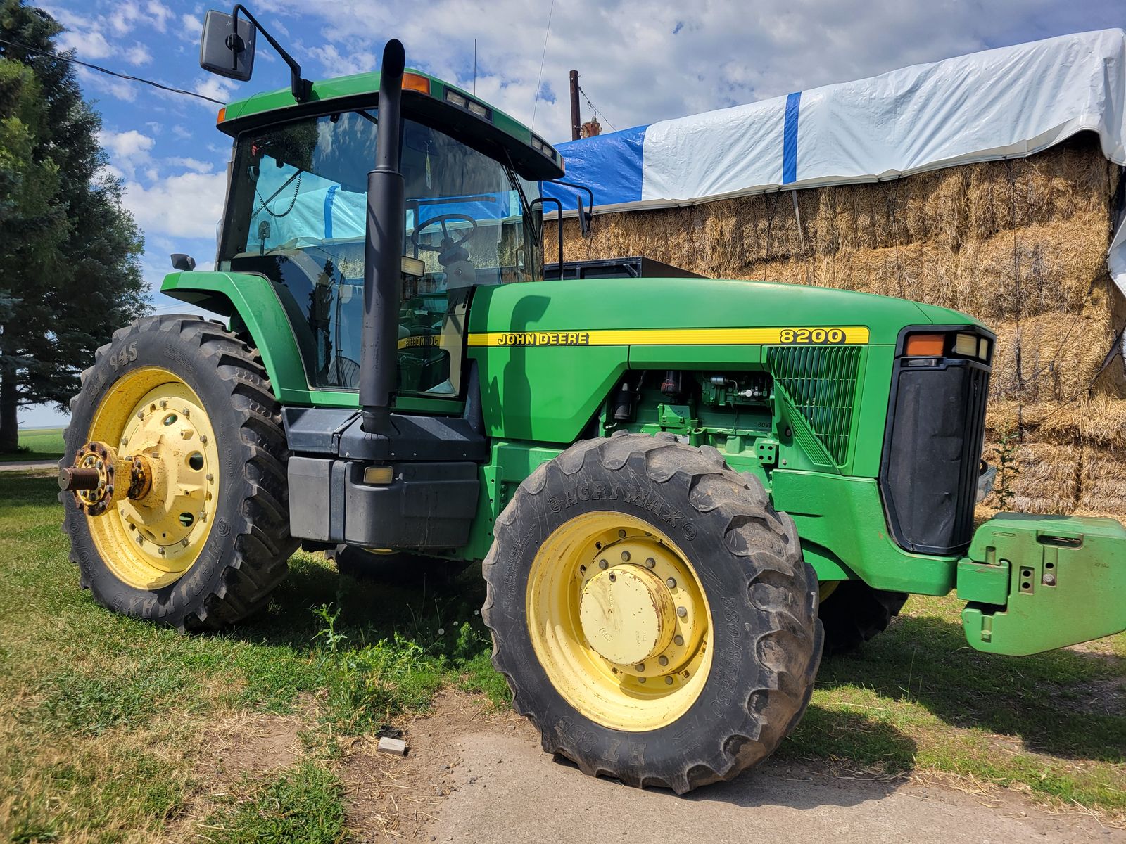John Deere 8200 for sale - $74,500 (Ashton)
