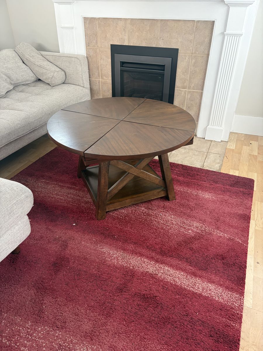 Rc Willey Fliptop Cocktail/coffee Table
