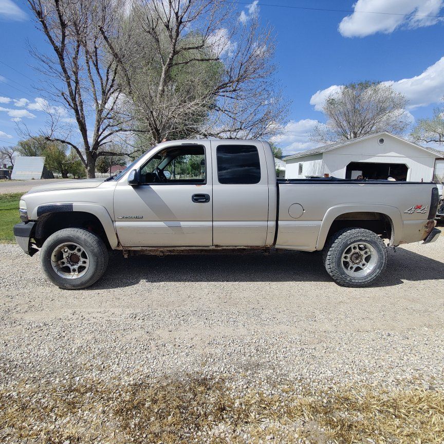 2002 Chevrolet Silverado 2500HD Base