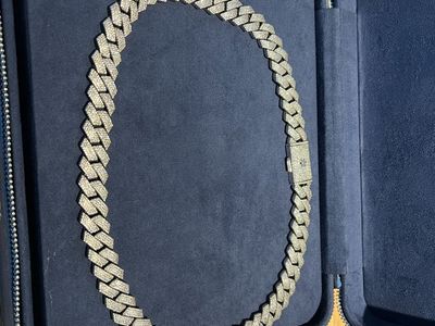 ICE CARTEL Iced Out Cuban Link Chain Necklace with Original Display Case