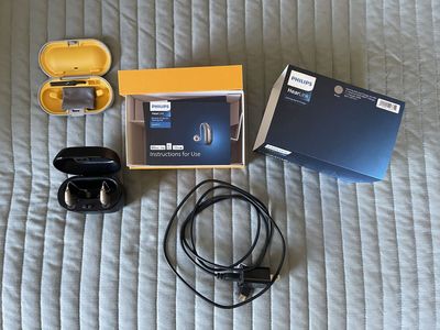 Virtually new Philip hearing aids.