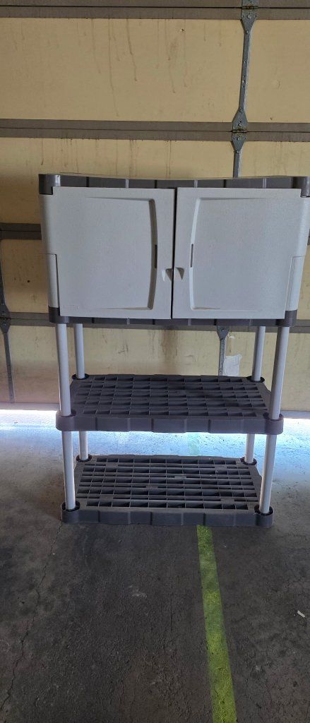Rubbermaid Storage Cabinet