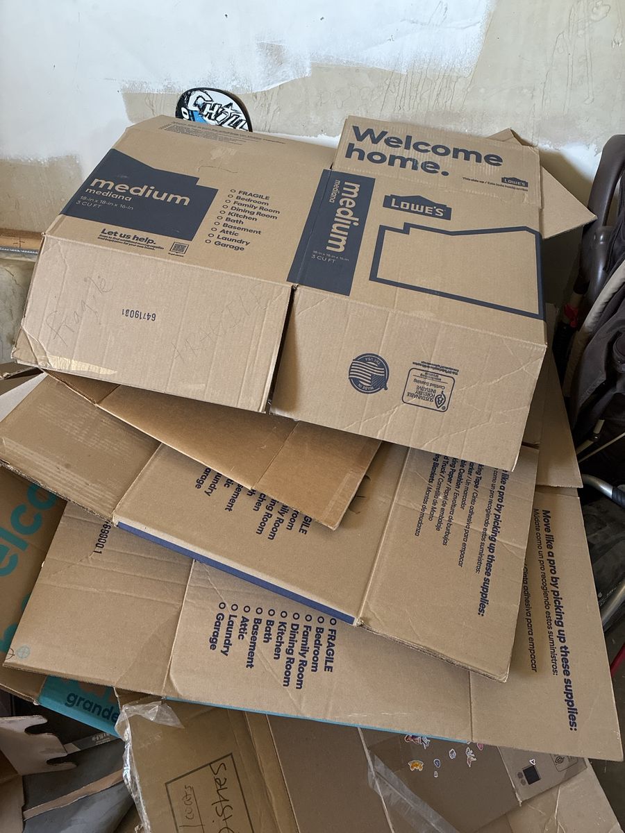 Free Lowe's Medium Moving Boxes - Used Cardboard Packing Boxes