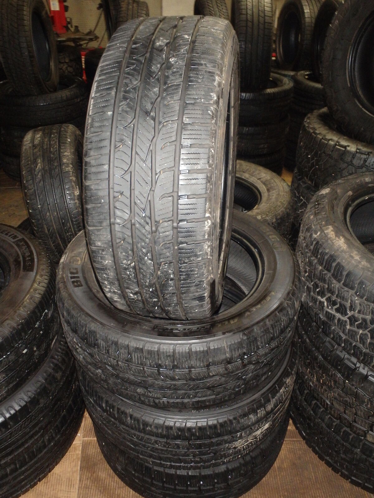 235/55R17 BIG O LEGACY TOUR A/S SET OF USED TIRES