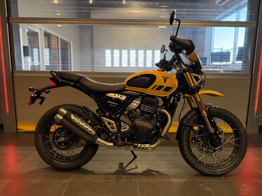 2026 Triumph Scrambler 400 XC