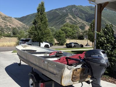 Amazing 16 foot aluminum boat with 20hp Yamaha