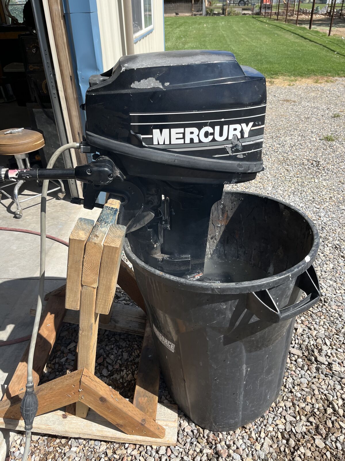 Mercury 8 hp 2 Stroke short shaft.