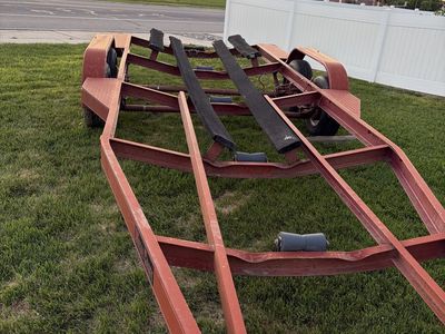 Boat trailer