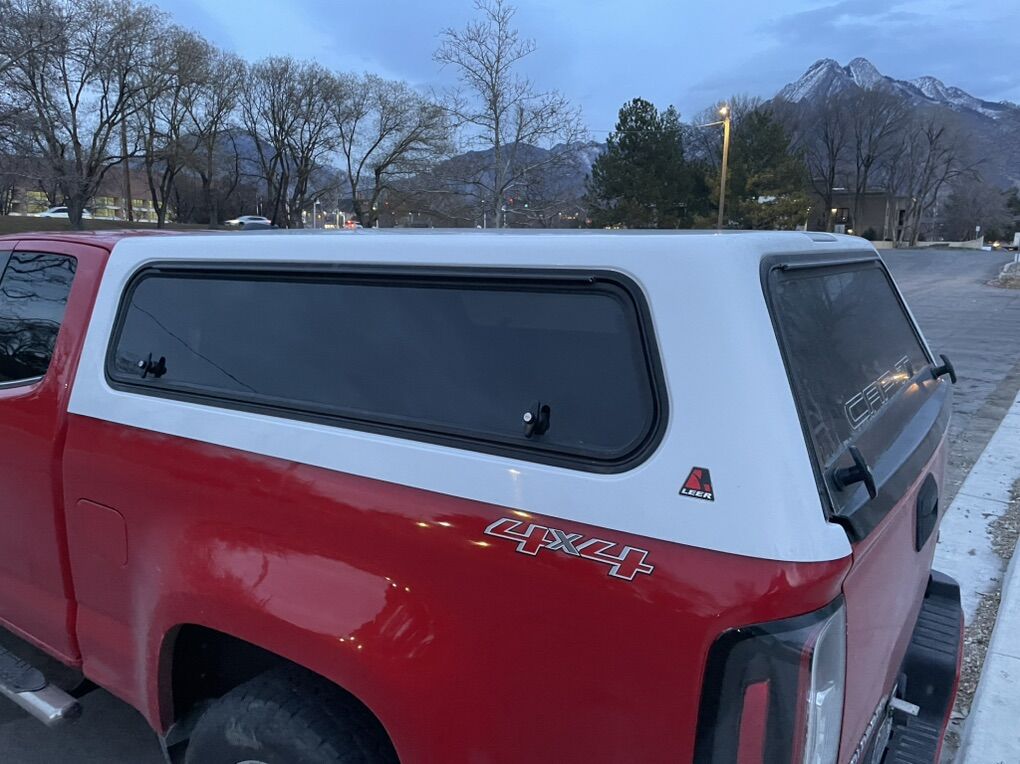 Leer Colorado/Canyon 6ft Camper Shell/Cap