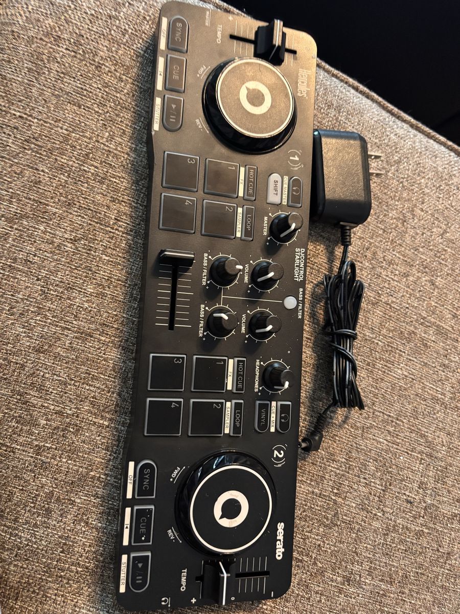 Hercules Dj Controller Starlight Portable Serato