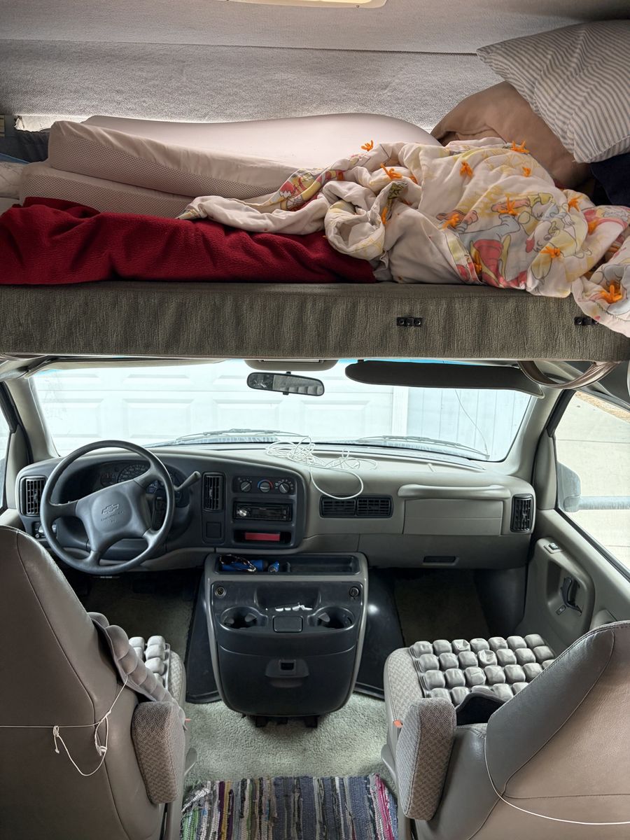 Main image 12