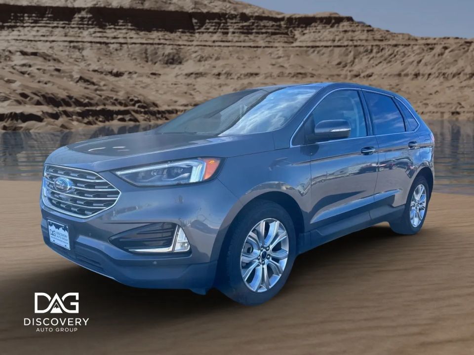 2022 Ford Edge Titanium
