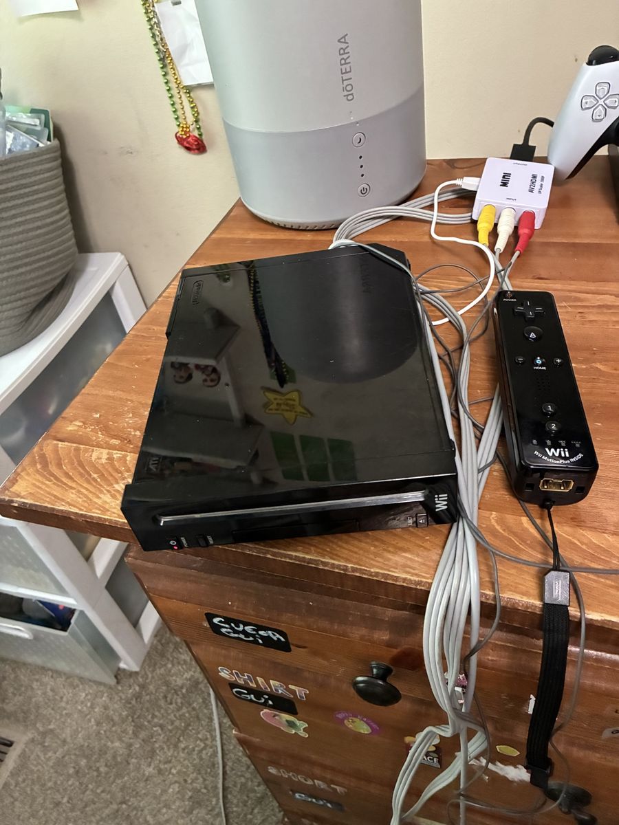 Wii with 1 game 1 controller with nunchuck